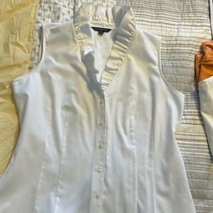 Brooks Brothers sleeves top